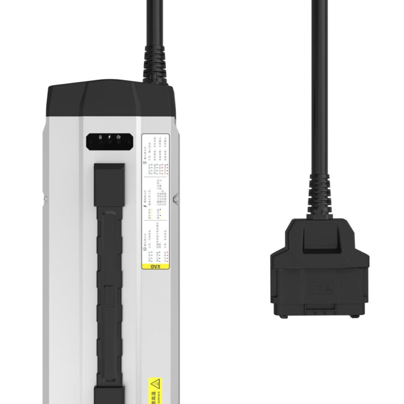 Cargador XAG CM13600 para P100 PRO