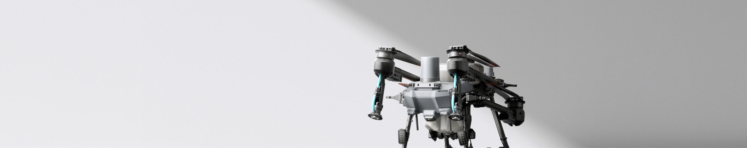 DJI AGRAS T25P plegado para su transporte